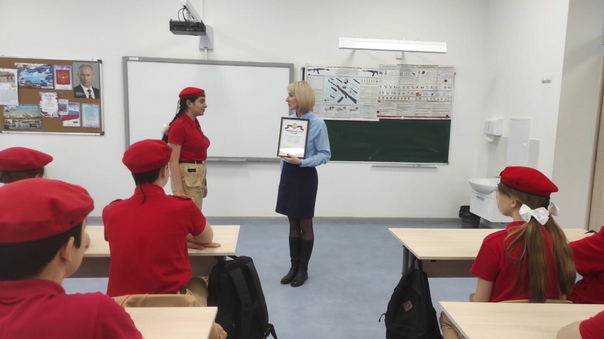 МОО ВДПО: Ребят из отряда «Молодая гвардия» наградили Благодарственным письмом Всероссийского добровольного пожарного общества