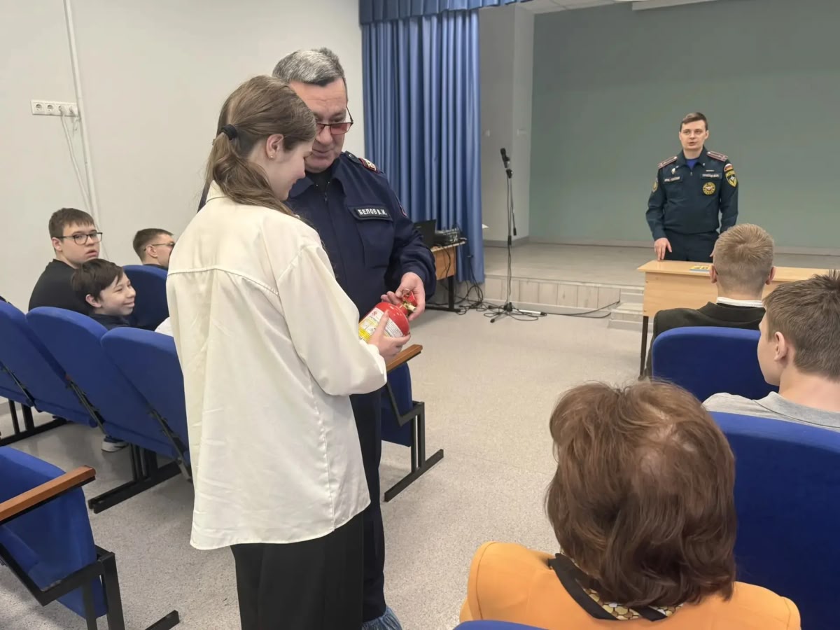 МОО ВДПО: Патриотическое мероприятие прошло в Балашихинской школе № 8